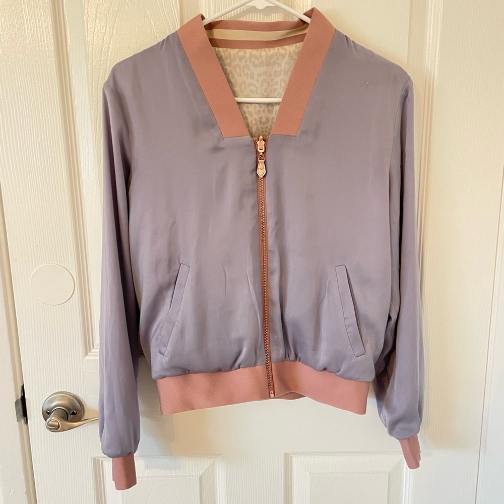 Bomber jacket with sheen double sided